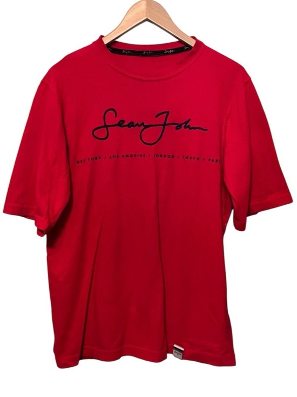 Sean John Red short sleeve tee shirt men’s size large